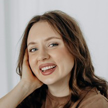 Magda Barnaś<br />
Kosmetolog, nauczyciel akademicki, Vivo Clinic, Kraków